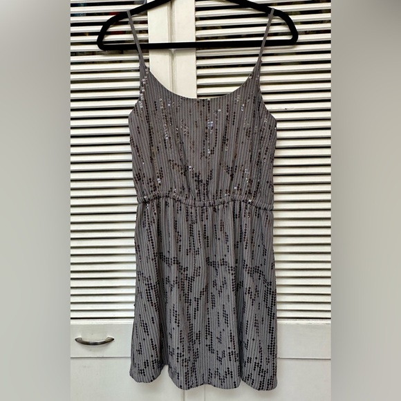 Kismet Tunic With Sequins Size XS - Picture 1 of 10